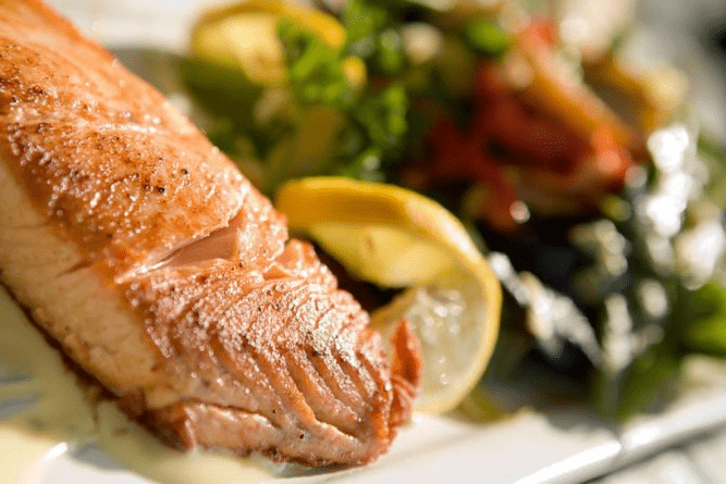 pește pe o dietă proteică