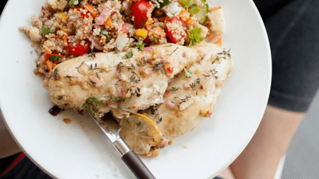 somon cu quinoa pe o dietă proteică